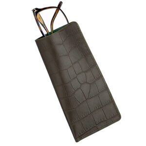 Minimalist Calfskin Eyewear Case – Alligator Grain Finish - Sharkskin